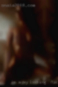 I'm NY looking to fuck a fun-loving, caring person.