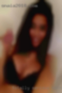 Totally serious horny woman about meeting up.